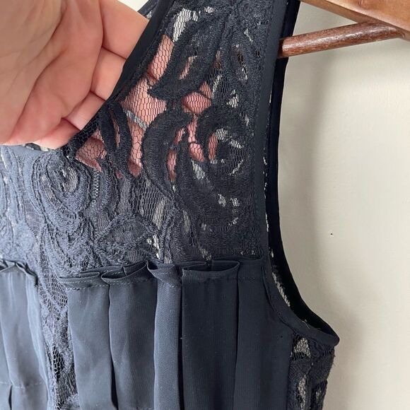 đť…şbcbgeneration Black Pleat Release Lace Dress - 4 - Picture 4 of 10